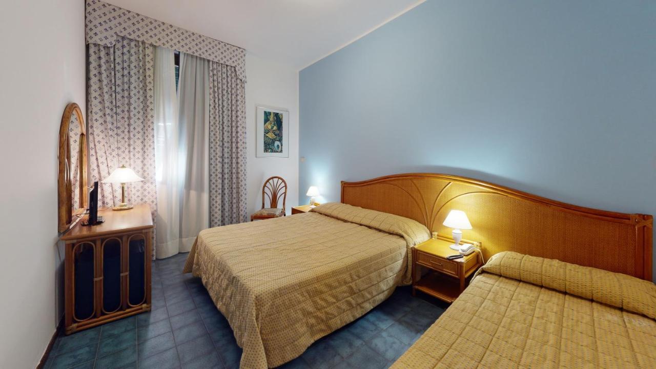 Hotel Zunino Spotorno Exterior photo