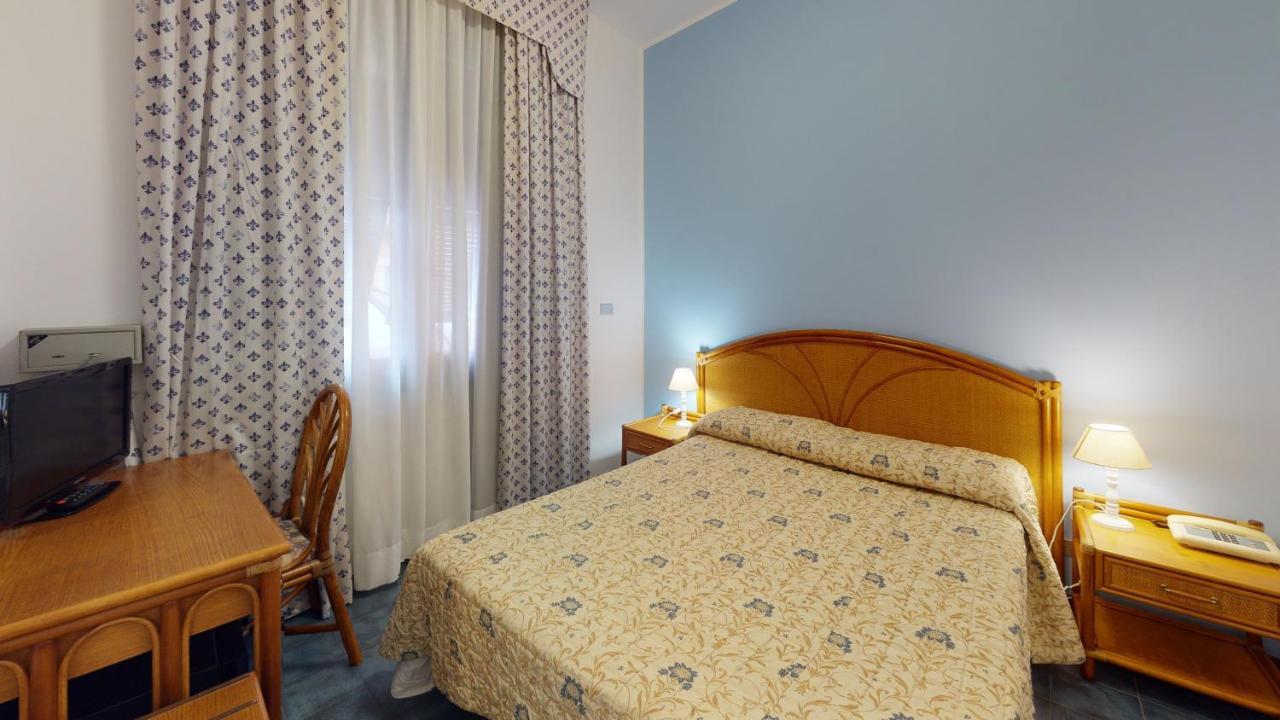 Hotel Zunino Spotorno Exterior photo