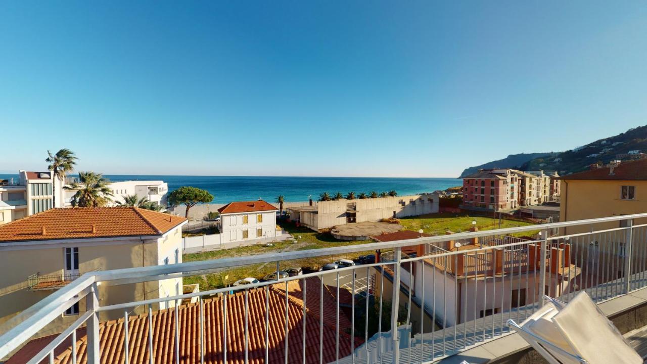 Hotel Zunino Spotorno Exterior photo